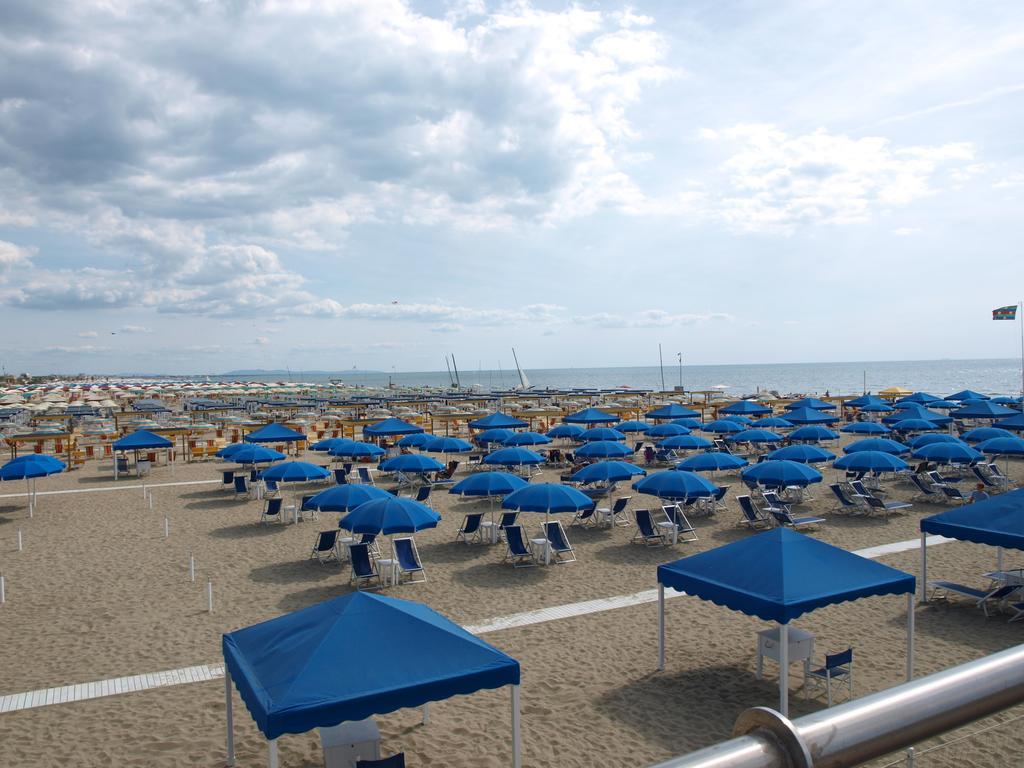 Il Pontile Holidays Apartment Marina di Pietrasanta Room photo