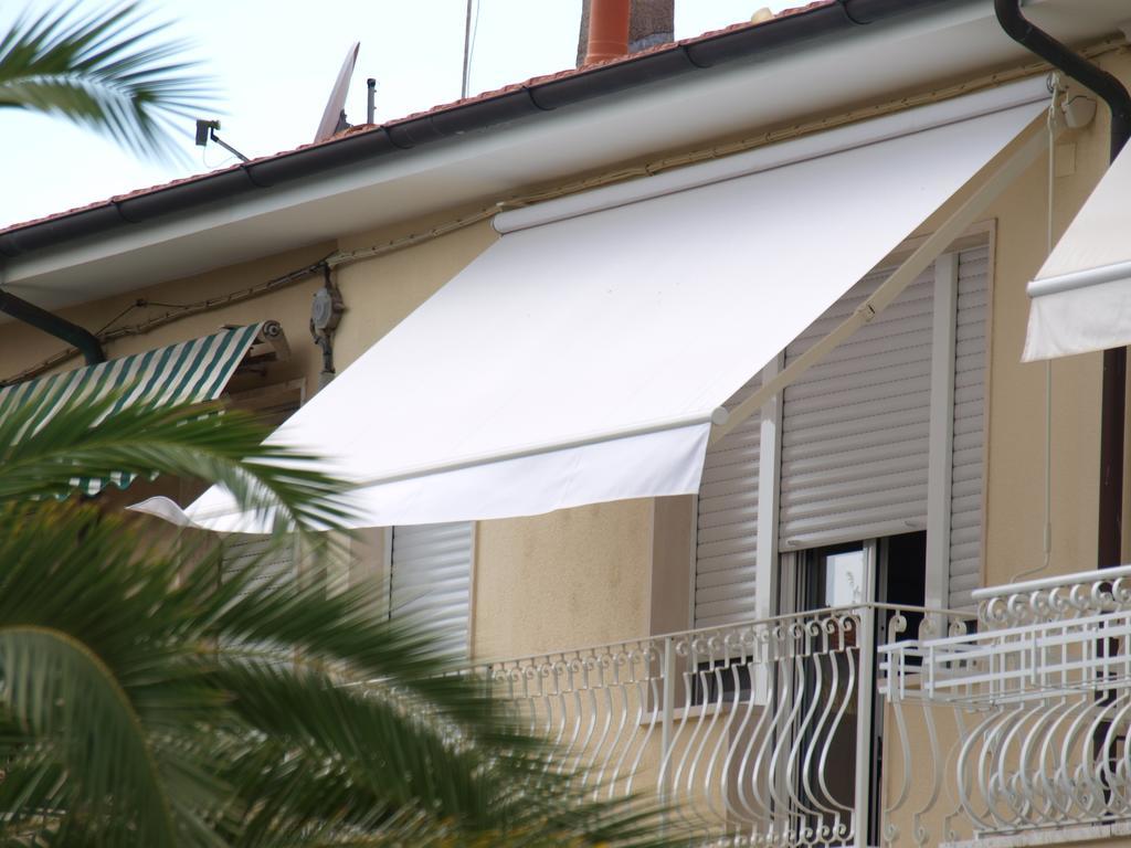 Il Pontile Holidays Apartment Marina di Pietrasanta Room photo