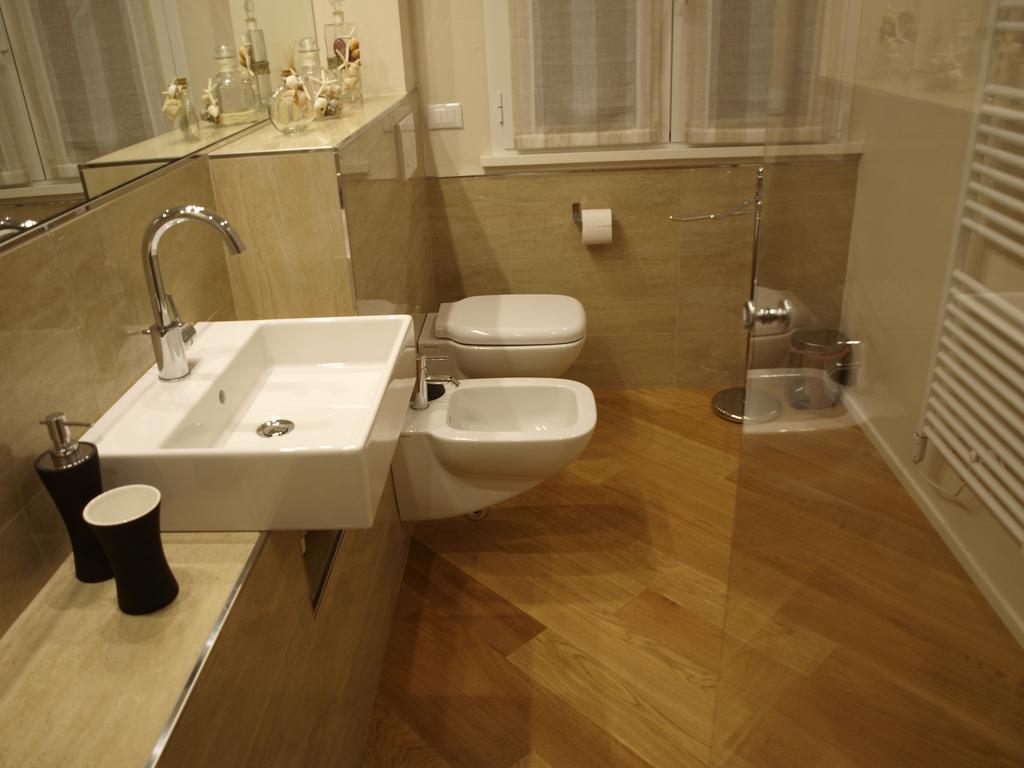 Il Pontile Holidays Apartment Marina di Pietrasanta Room photo